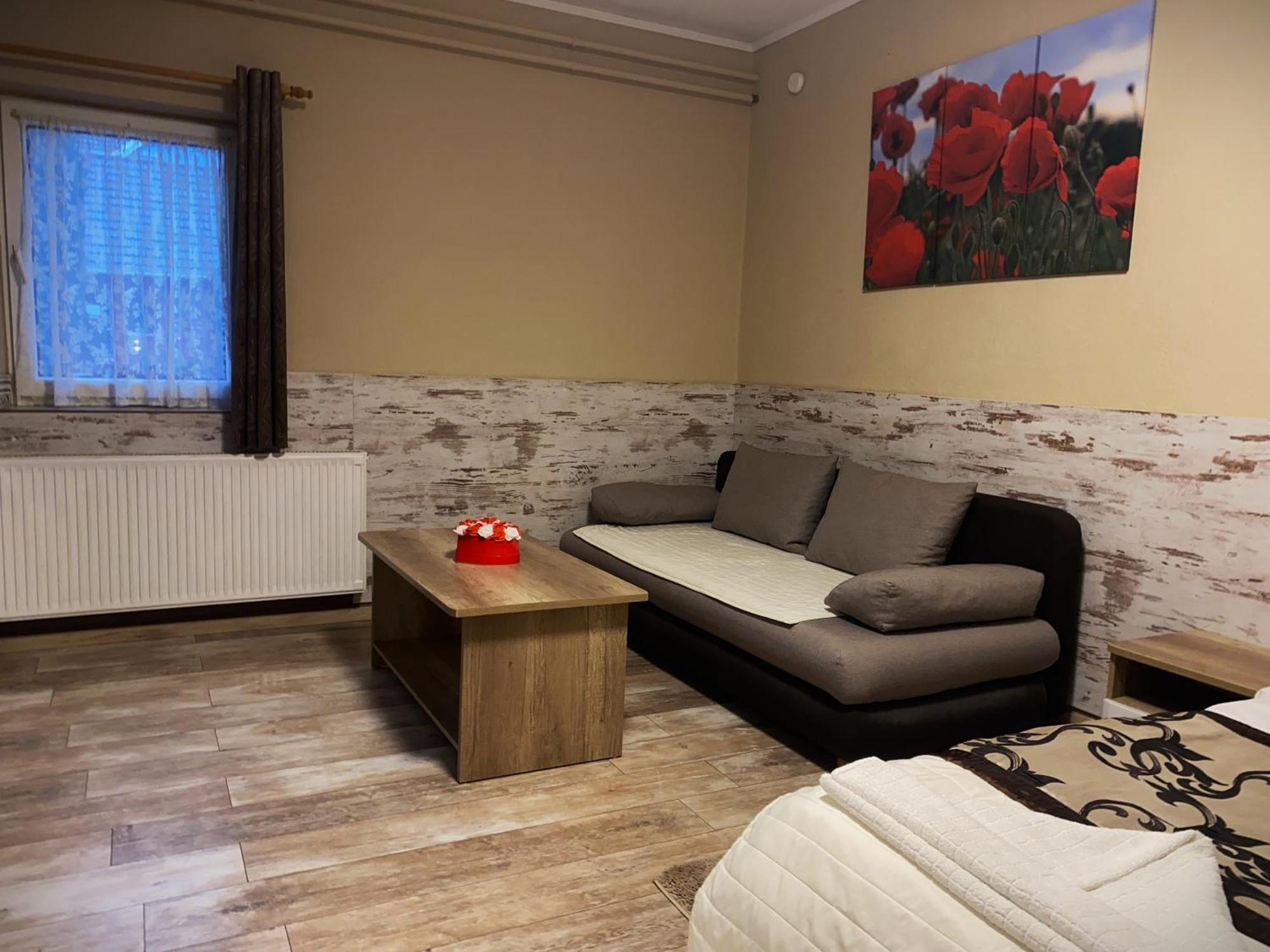Kek Laguna Wellness Apartmanok Egerszalok Exterior photo
